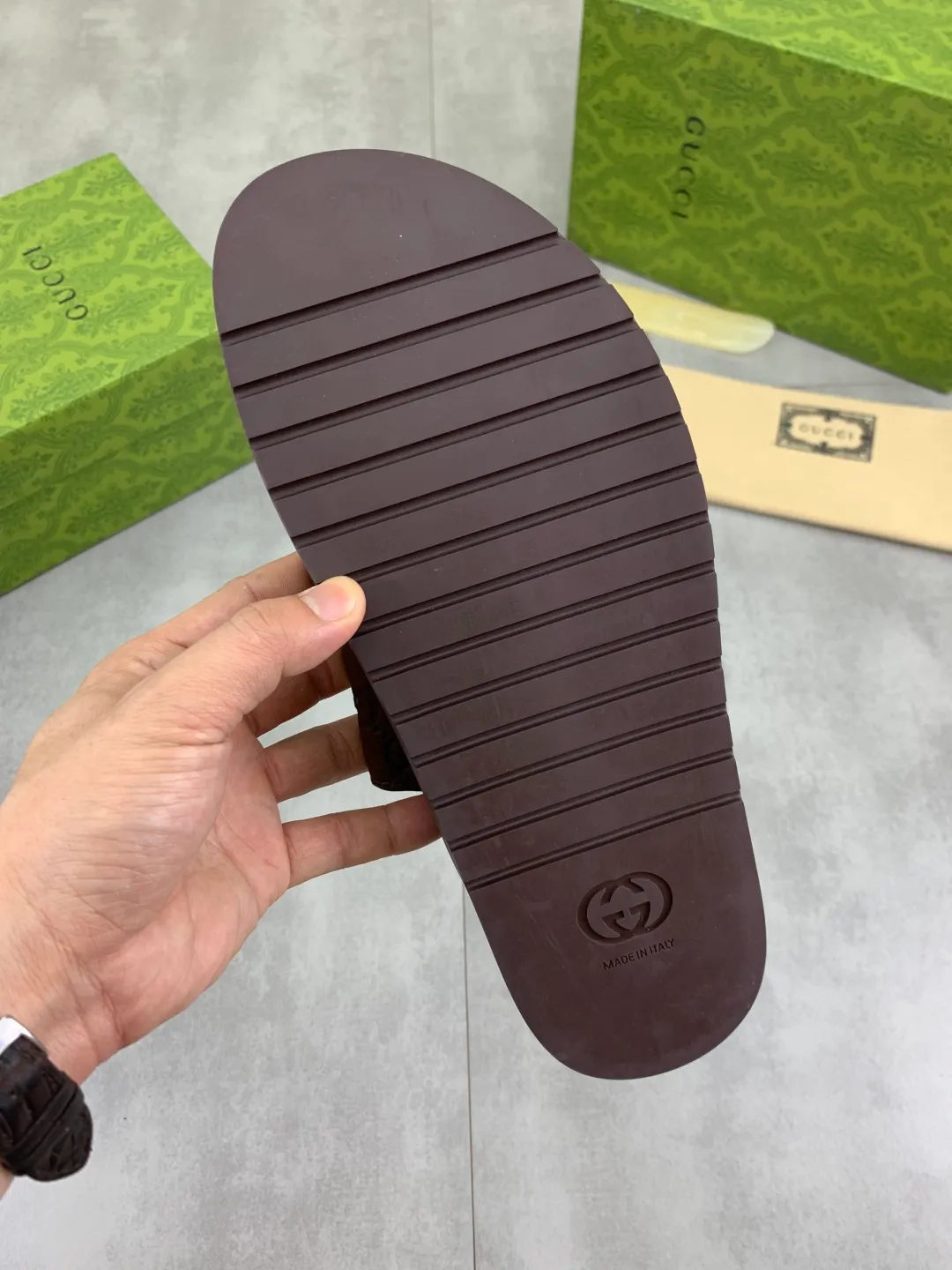 Men's Men's Shoes💰P340💰[New Style]🎁🎁🎁 High-quality GUCCI new casual slippers for the Year of the Snake, original official website, perfect workmanship, transmitting a kind of noble luxury, sublimating its definition of luxury in Gucci's high-end extraordinary craftsmanship. Original Gucci double G combination outsole, code number: 38-44 (45 customized)